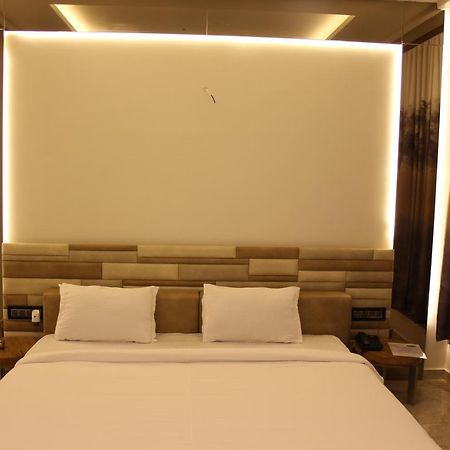 The Heaven Water Park And Resort & Restaurant Virpur Exterior foto